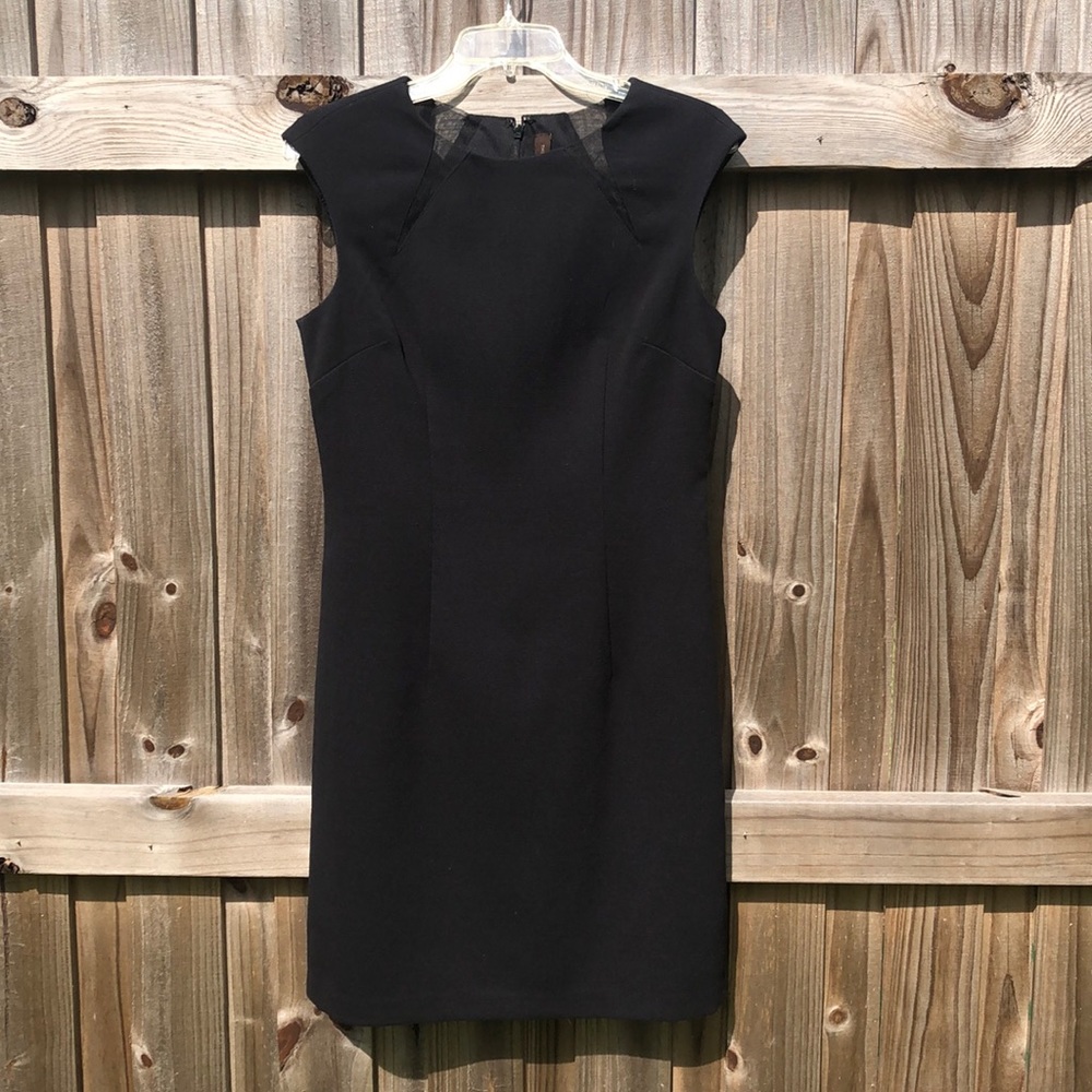 THE LIMITED Black bodycon dress. Sz 6